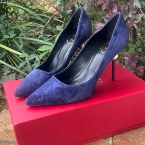 Roger Vivier Navy Suede Pointed Toe Stiletto Pumps